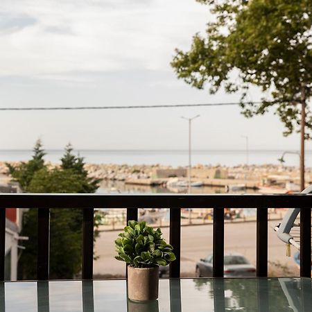 Manos Kritikakis Apartments Platamonas Exteriör bild